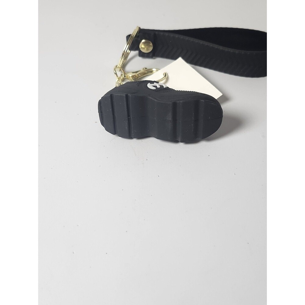 Mini Sneaker Keychain - Picture 4 of 4